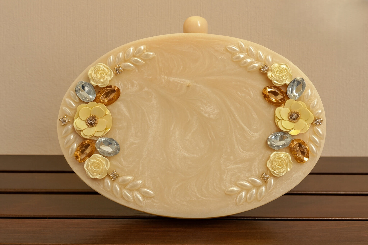 Resin Clutch