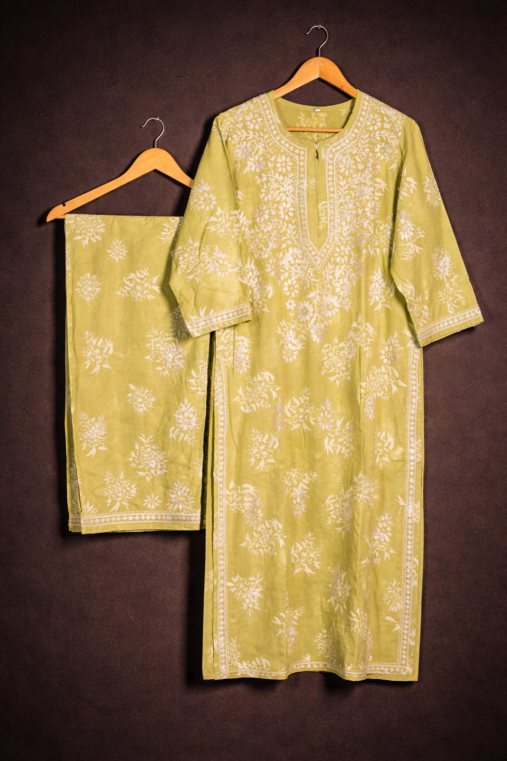 Pista Elegance Chikan Set