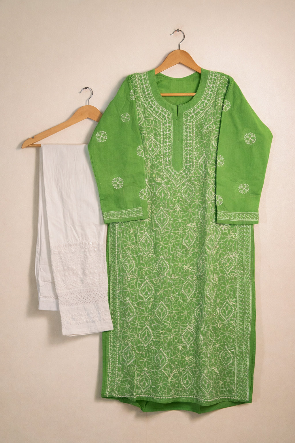 Lucknow Chikankari salwar suit