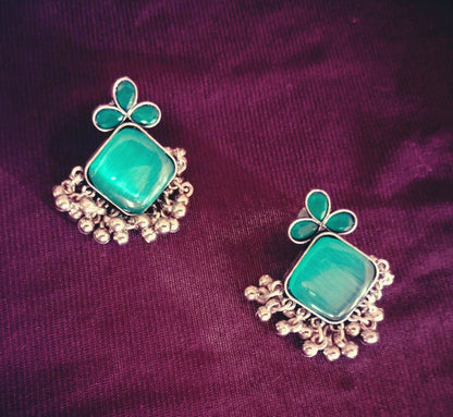 Monalisa stone earrings